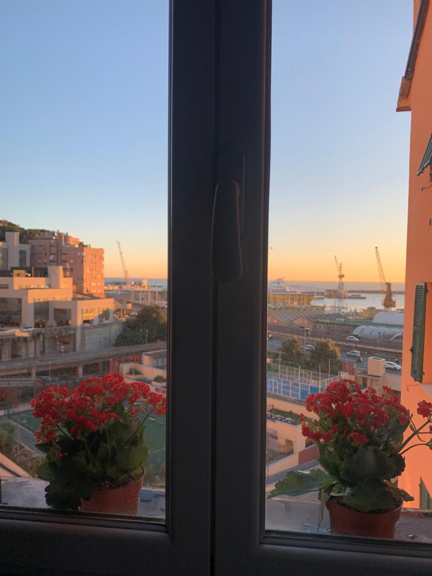 La Soffitta Sul Porto Apartment เจนัว ภายนอก รูปภาพ